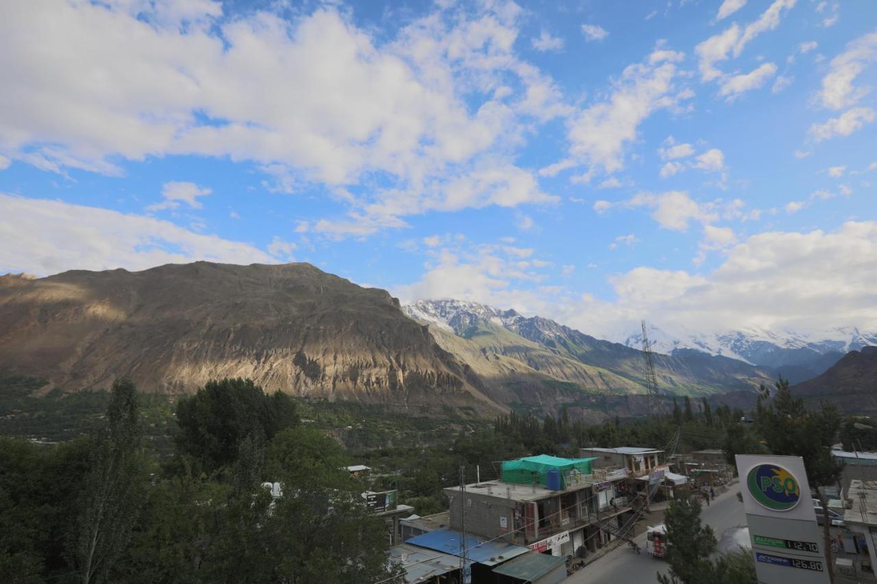 Hunza City Hotel Karimabad  Exterior photo